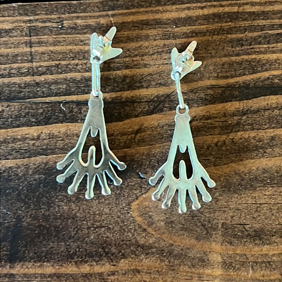Native American Zuni Turquoise Pinpoint Drop Earrings - Picture 3 of 4